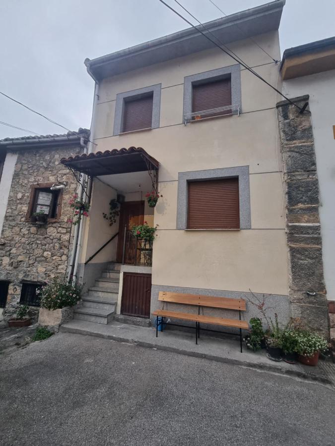 Ca' Remedios Holiday home Felechosa